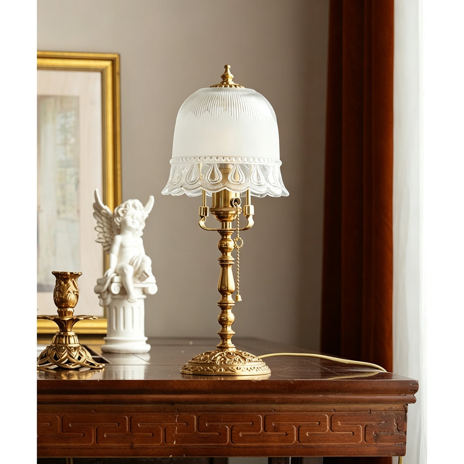Gold Table Lamp for Bedroom & Living Room – Scalloped Glass Shade Accent Lamp, Vintage Dimmable Bedside & Entryway Table Light